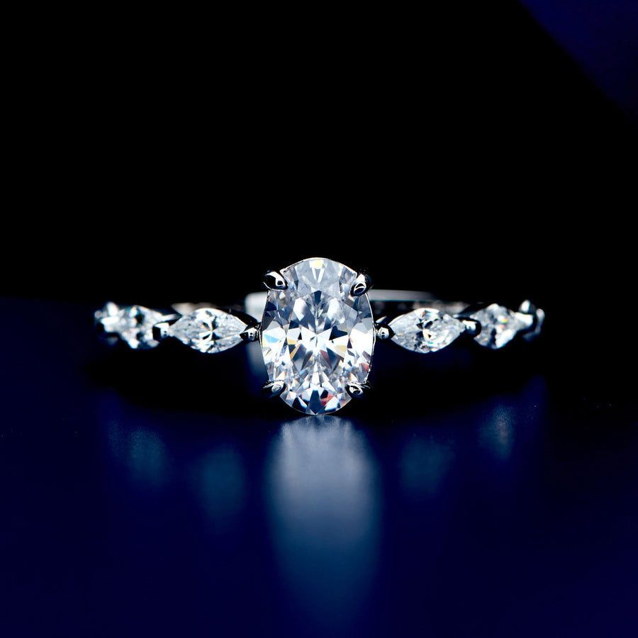 Shining Oval Cut Ring | Silver Ring