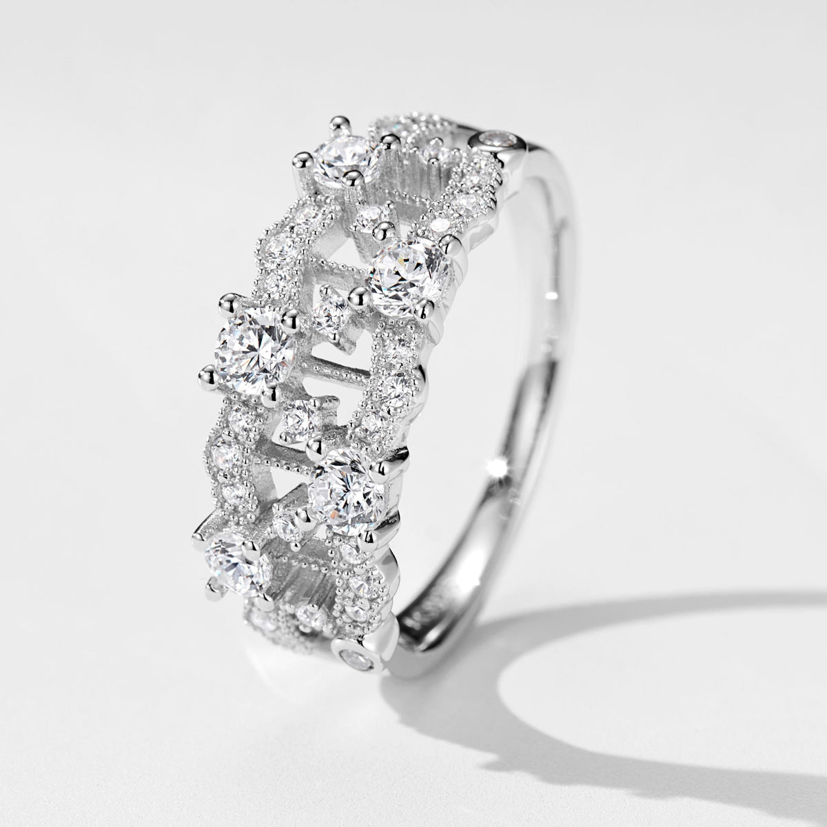 Regal Lace Pattern Zircon Ring | Silver Ring
