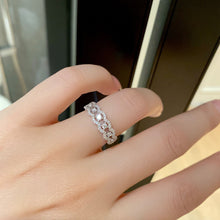 Elegant Lace Queen Zircon Ring | Silver Ring