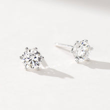 Minimalist Round Brilliant Stud Earrings | Silver Earrings